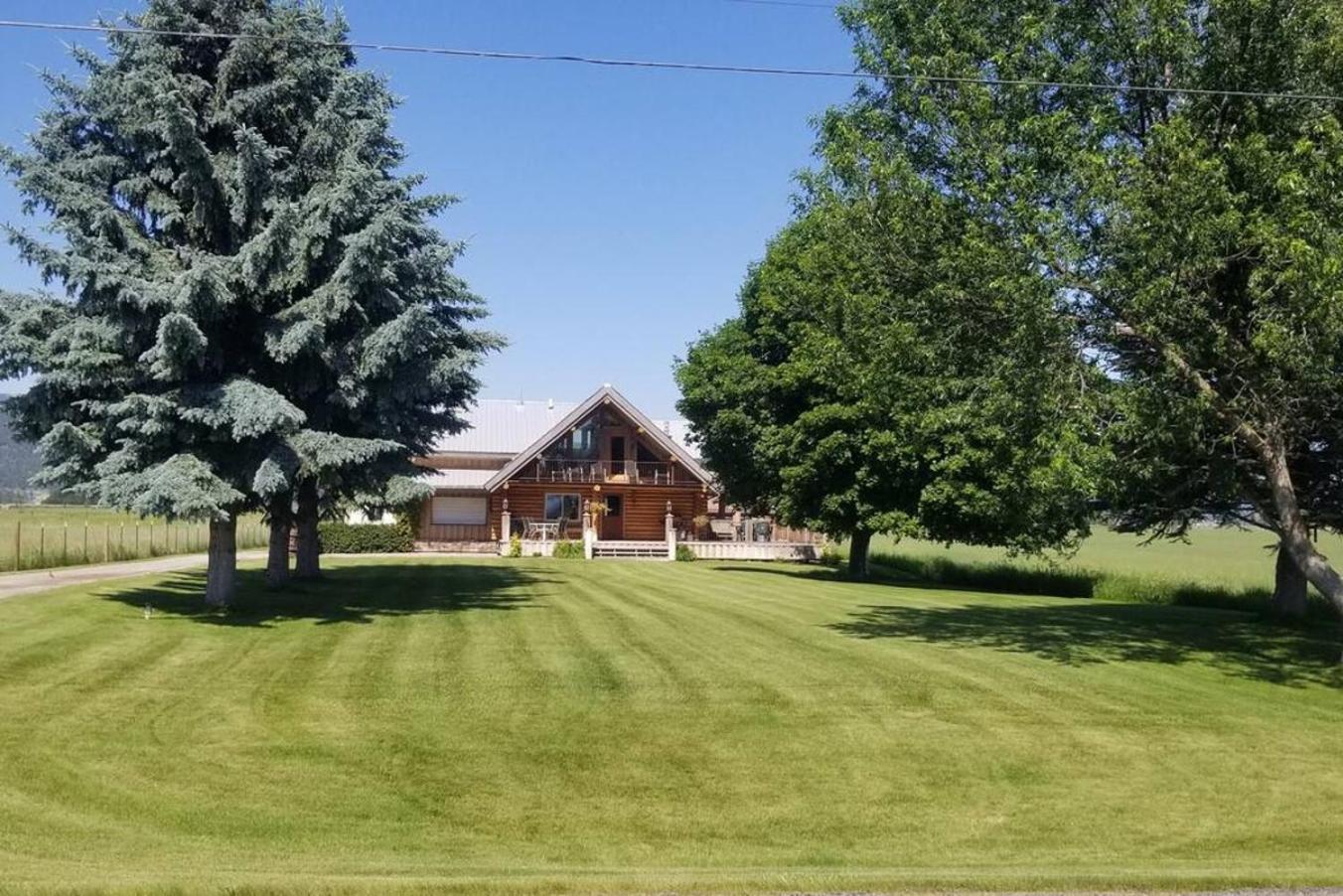 The Roost Lodge كاليسبيل، مونتانا المظهر الخارجي الصورة